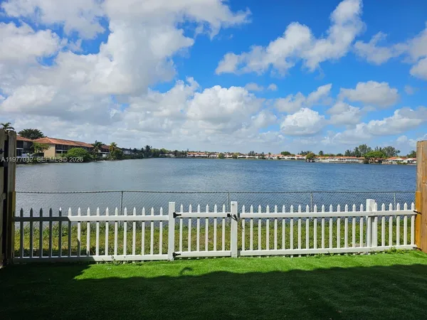 $3,095 | 6150 West 24th Court, Unit 1059, Hialeah, FL 33016