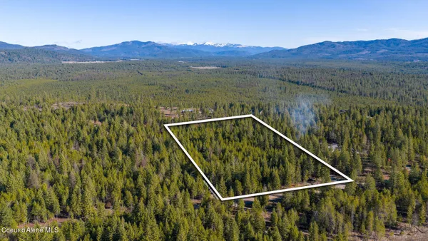 $275,000 | Nka Nka Warbler Way, Spirit Lake, ID 83869