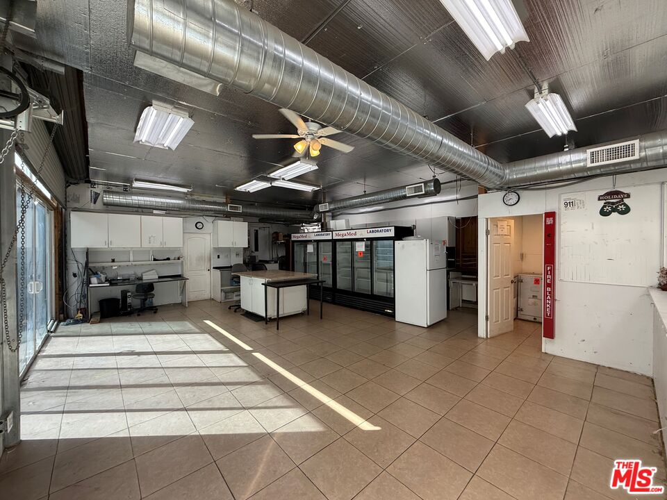 7304 Canby Avenue Reseda, CA 91335 - Photo 25 of 35