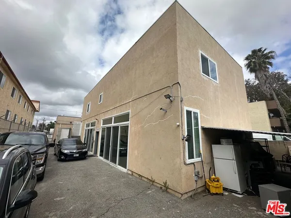 a view of a car garage
