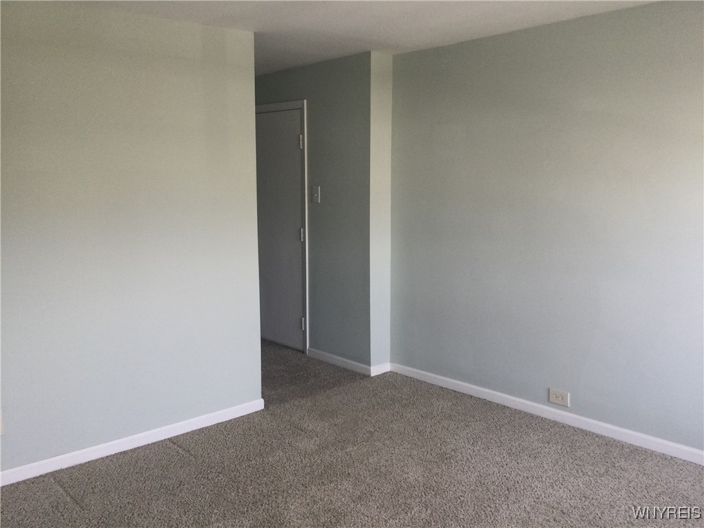 61 York Street Buffalo, NY 14213 - Photo 4 of 9