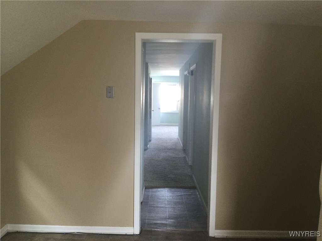 61 York Street Buffalo, NY 14213 - Photo 7 of 9