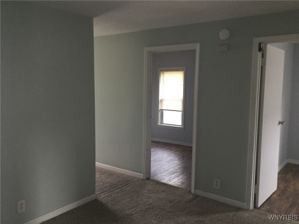 61 York Street Buffalo, NY 14213 - Photo 8 of 9