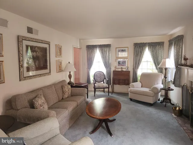 $400,000 | 2962 Kings Lane, Lancaster, PA 17601