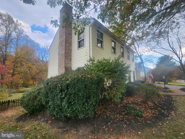 $400,000 | 2962 Kings Lane, Lancaster, PA 17601
