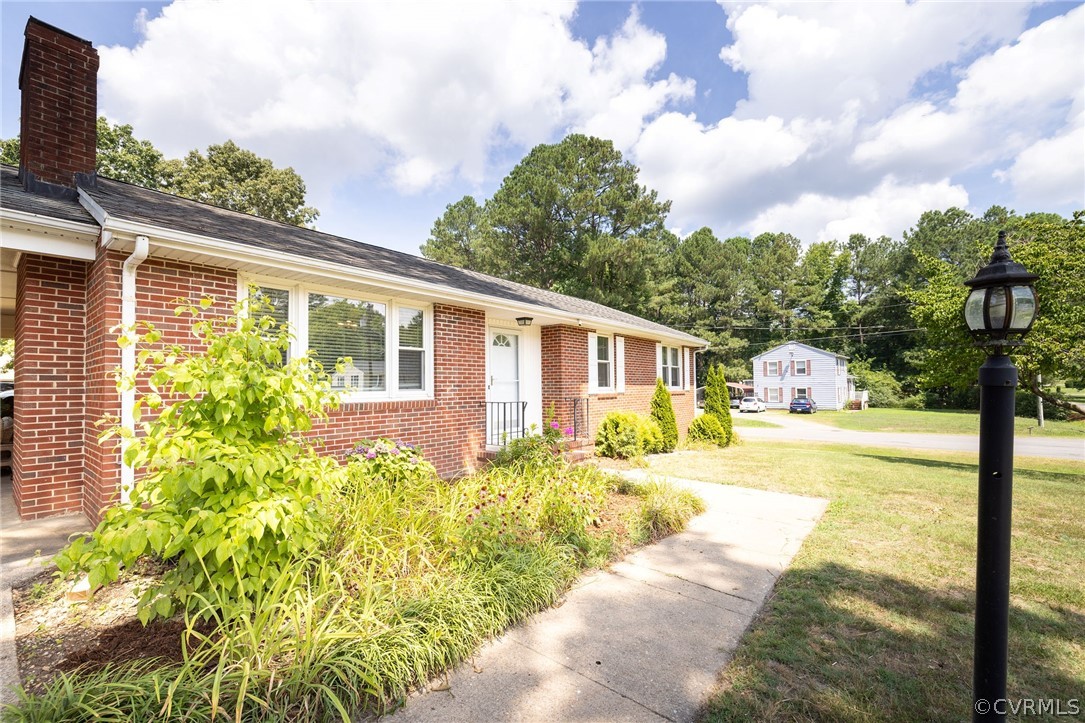 4602 Fairway Road Petersburg, VA 23803 - Photo 2 of 36 Gallery Image 2