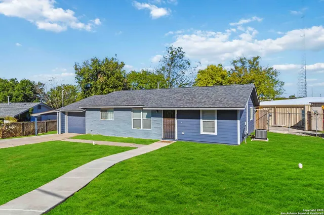 $1,800 | 5071 Wildflower Drive, San Antonio, TX 78228