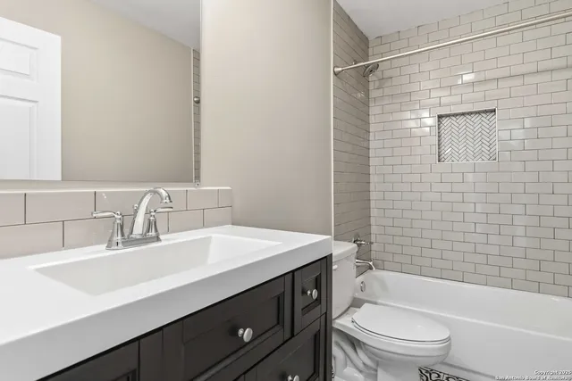 $1,800 | 5071 Wildflower Drive, San Antonio, TX 78228