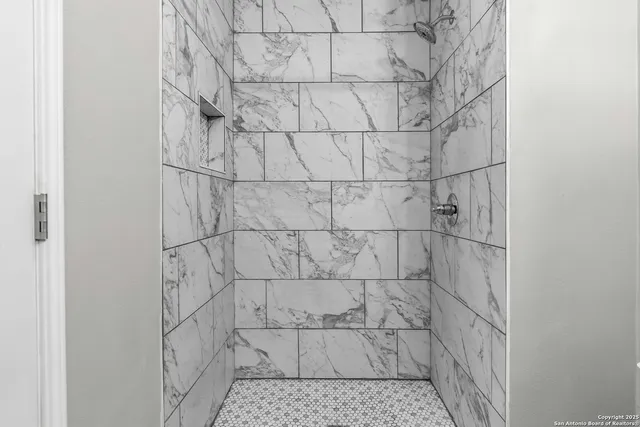 $1,800 | 5071 Wildflower Drive, San Antonio, TX 78228