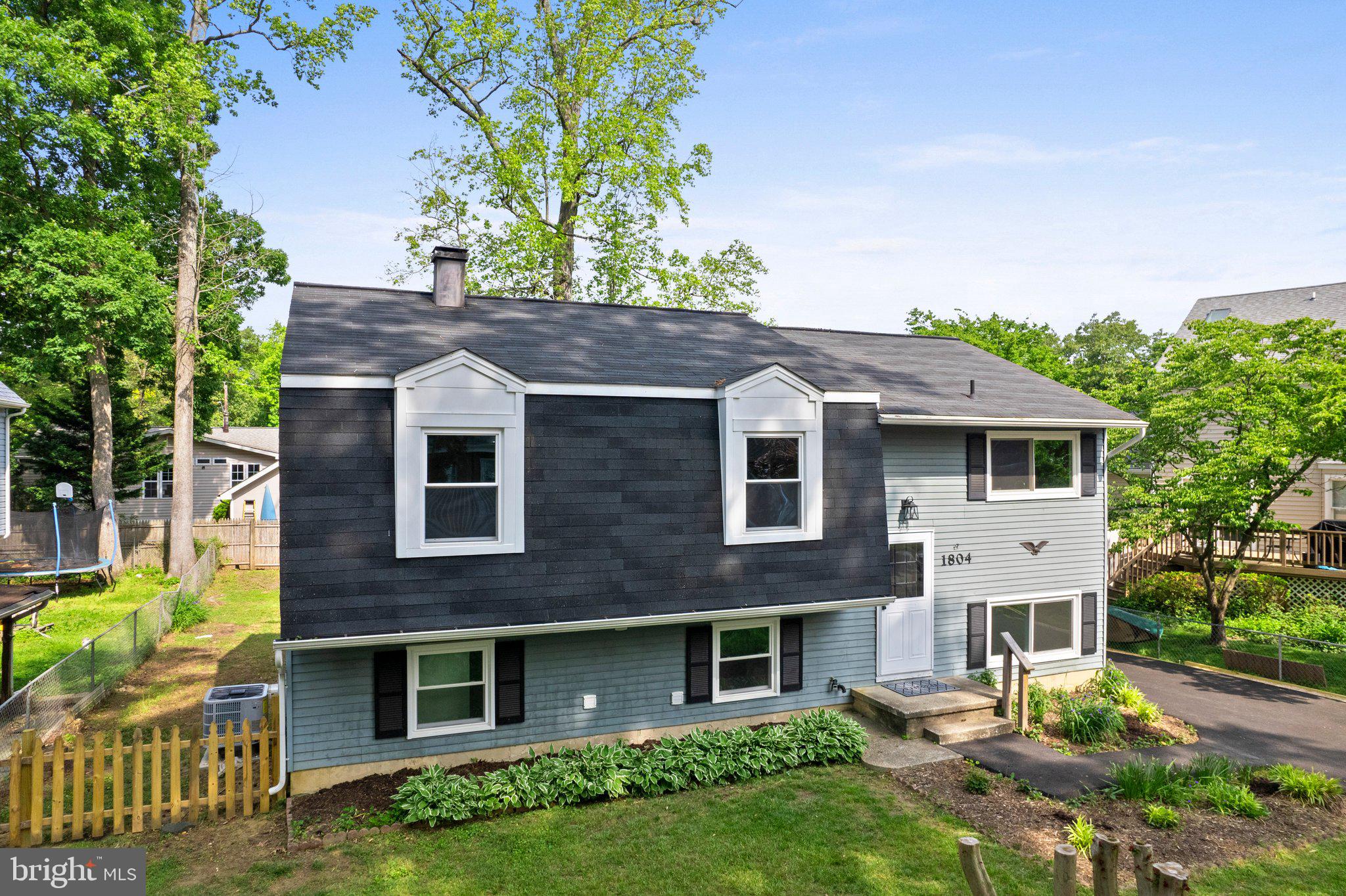 1804 Glenarm Road Edgewater, MD 21037 - Photo 3 of 51