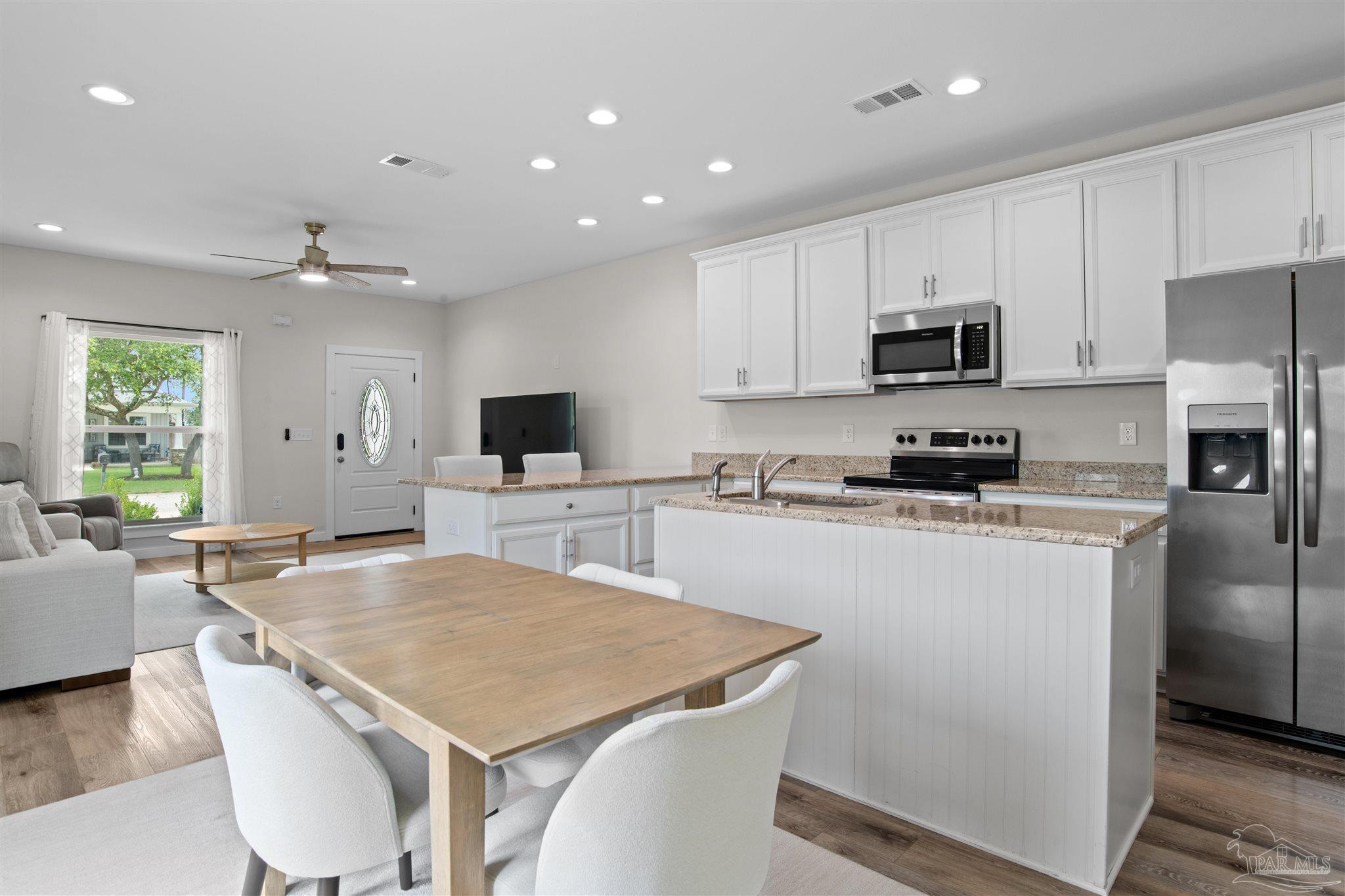 5478 Medina Road Pensacola, FL 32507 - Photo 9 of 35 Gallery Image 9