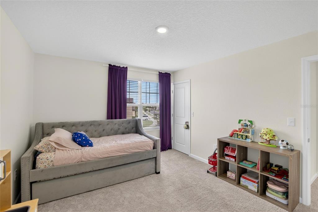 1044 Kelly Fern Loop Ruskin, FL 33570 - Photo 30 of 35