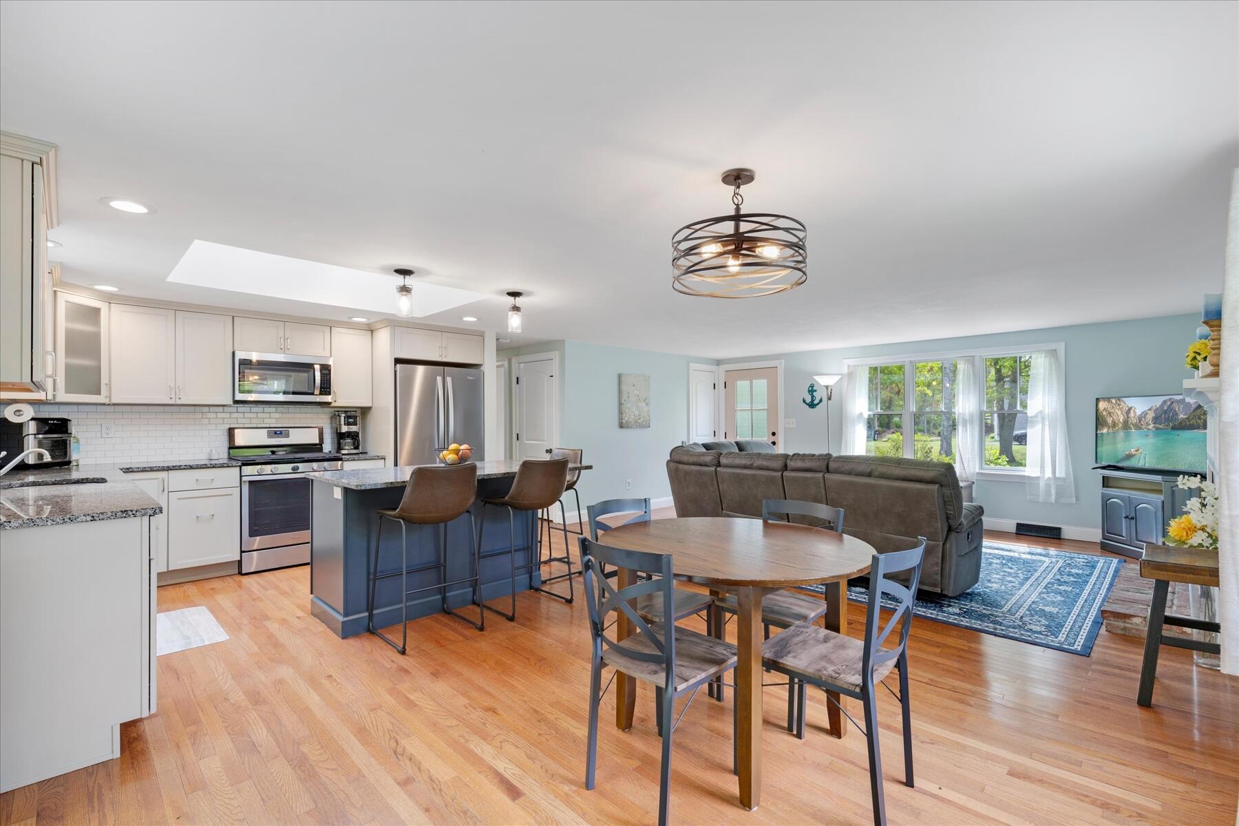 125 Highpoint Road Marstons Mills, MA 02648 - Photo 10 of 50 11-MG_8951-r