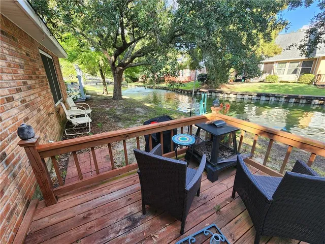 $250,000 | 745 Carondelet Street, Mandeville, LA 70448