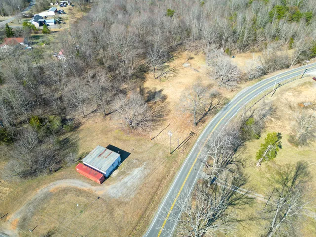 a view of a yard with mountain