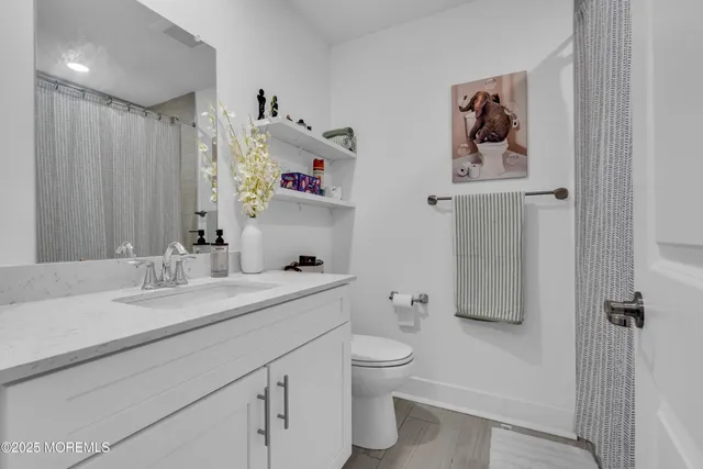 $689,900 | 39 Crimson Drive, Manalapan, NJ 07726