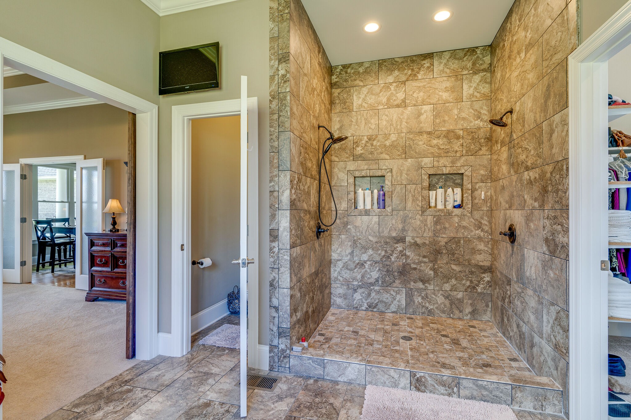 8882 New Chapel Road Springfield, TN 37172 - Photo 21 of 60 a bathroom with a shower