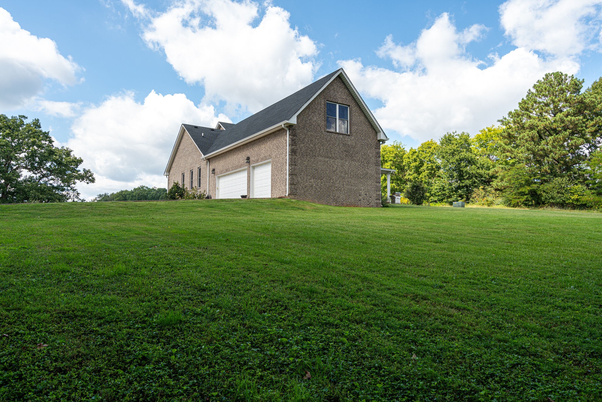 8882 New Chapel Road Springfield, TN 37172 - Photo 40 of 60 a view of a house with a big yard
