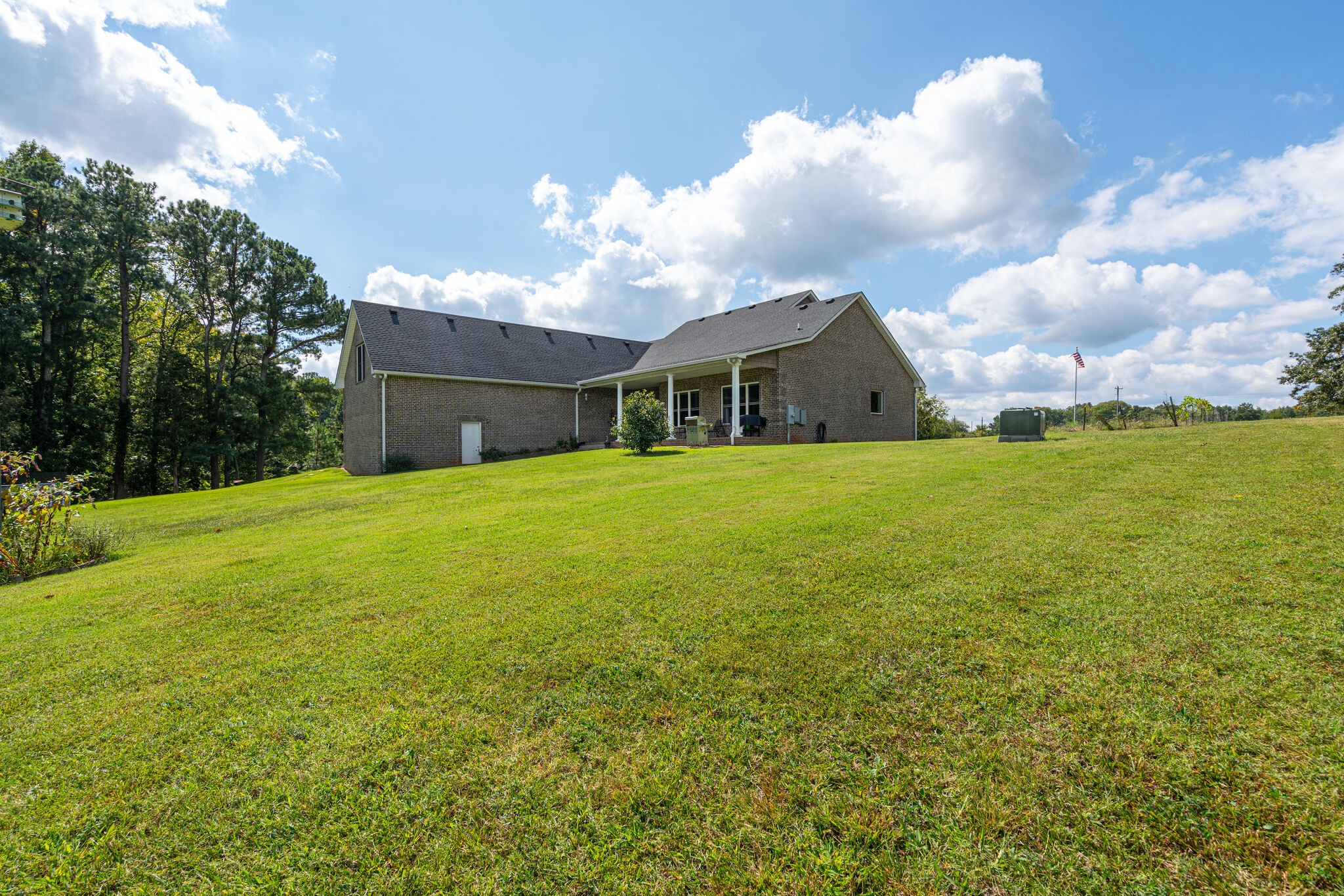 8882 New Chapel Road Springfield, TN 37172 - Photo 41 of 60 a view of a house with a yard