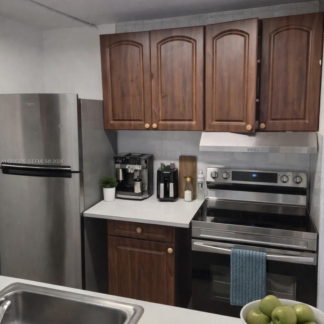 8002 Southwest 149th Avenue, Unit B304 Miami, FL 33193 - Photo 6 of 11