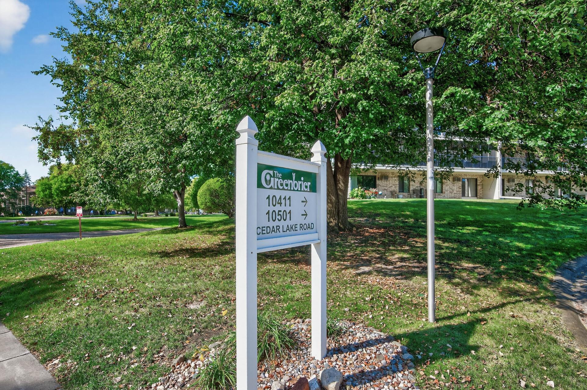 10501 Cedar Lake Road, Unit 318 Minnetonka, MN 55305 - Photo 48 of 48