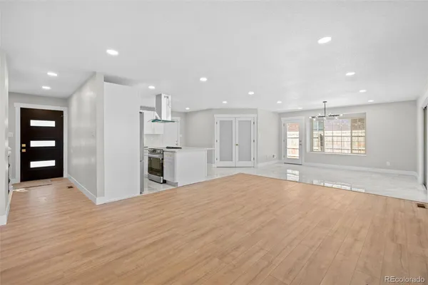 $689,900 | 300 South Kendall Street, Denver, CO 80226