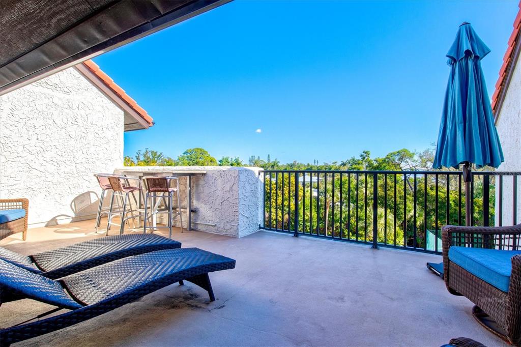 1624 Stickney Point Road, Unit 24407 Sarasota, FL 34231 - Photo 22 of 58