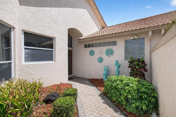 $298,500 | 8864 Shoal Creek Lane, Boynton Beach, FL 33472