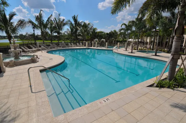 $298,500 | 8864 Shoal Creek Lane, Boynton Beach, FL 33472