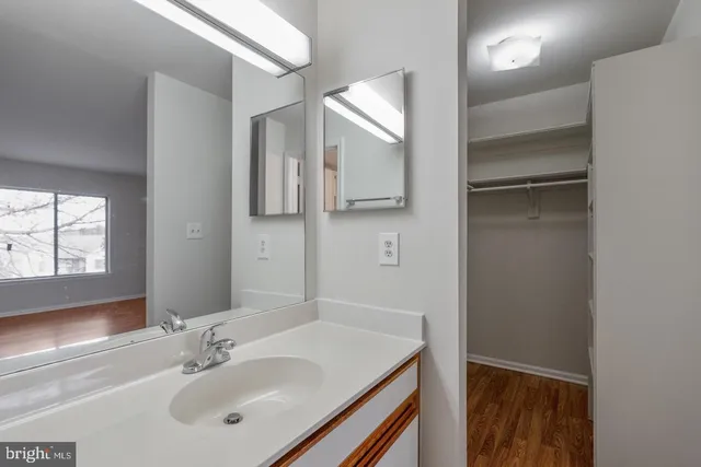 $280,000 | 8383 Buttress Lane, Unit 302, Manassas, VA 20110