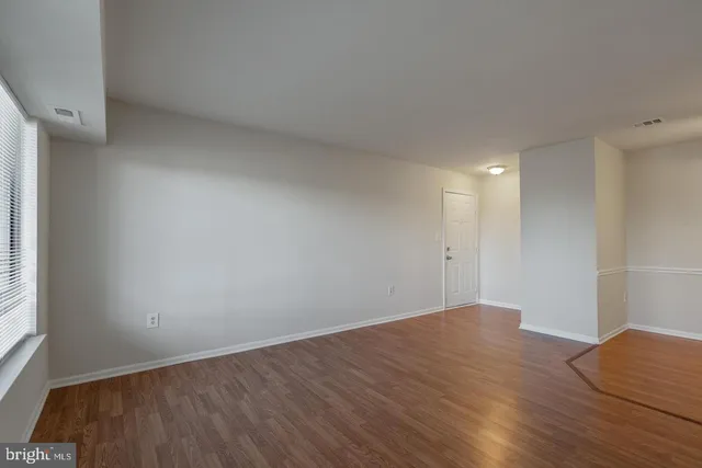 $280,000 | 8383 Buttress Lane, Unit 302, Manassas, VA 20110