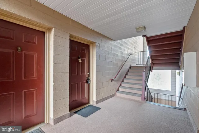 $280,000 | 8383 Buttress Lane, Unit 302, Manassas, VA 20110