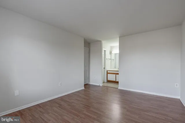 $280,000 | 8383 Buttress Lane, Unit 302, Manassas, VA 20110