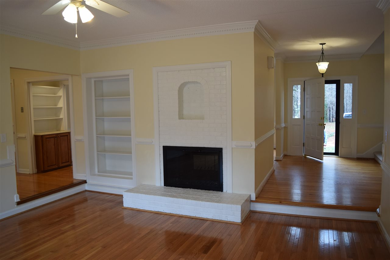9404 Barton Creek Road Raleigh, NC 27615 - Photo 5 of 24 Living Room
