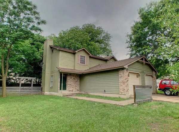 $1,295 | 13206 Saxby Court, Unit A, Austin, TX 78729