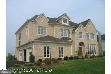 8202 Roxborough Loop Gainesville, VA 20155 - Photo 1 of 1 Exterior (Main)
