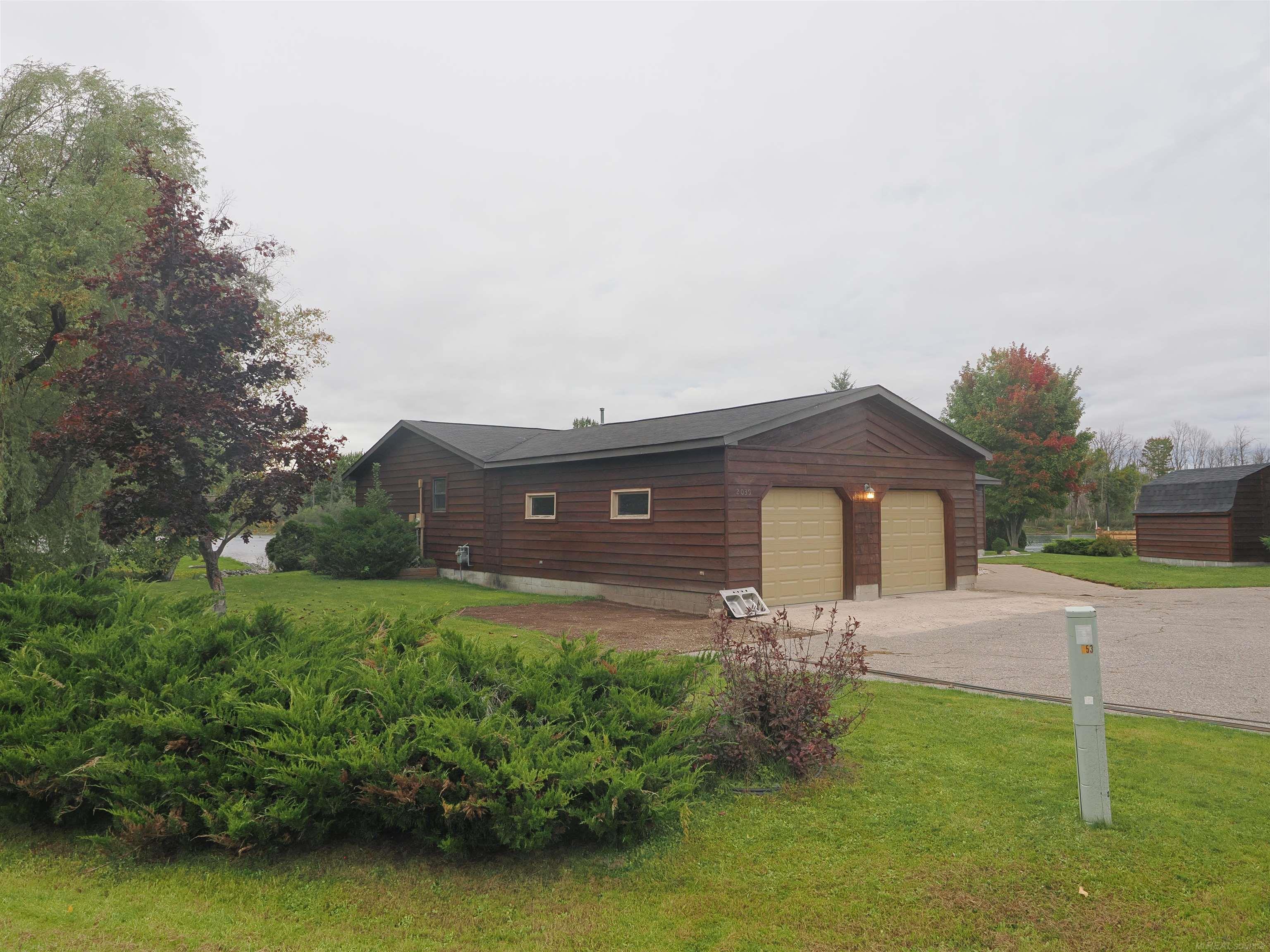 2039 South Riverside Drive Sault Ste. Marie, MI 49783 - Photo 40 of 75