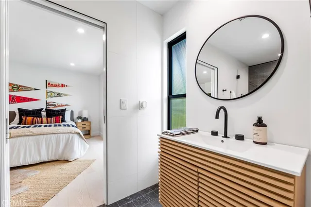 $2,895,000 | 1729 Bayou Way, Seal Beach, CA 90740