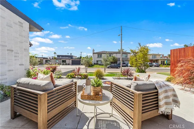 $2,895,000 | 1729 Bayou Way, Seal Beach, CA 90740