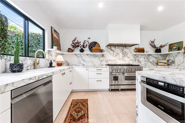 $2,895,000 | 1729 Bayou Way, Seal Beach, CA 90740