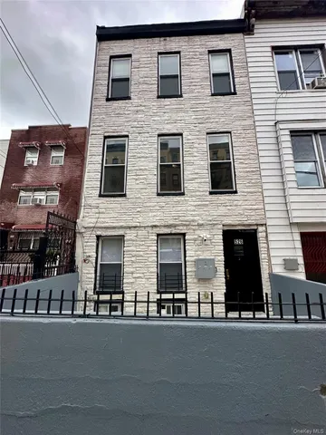 $3,200 | 526 East 148th Street, Unit 1 | Mott Haven