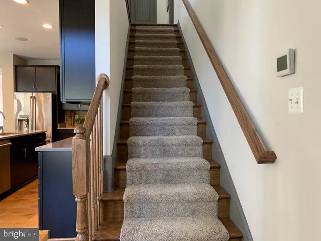 a view of entryway and hall