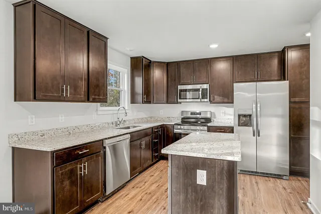 $350,000 | 10 Albrough Colonial Beach, Colonial Beach, VA 22443