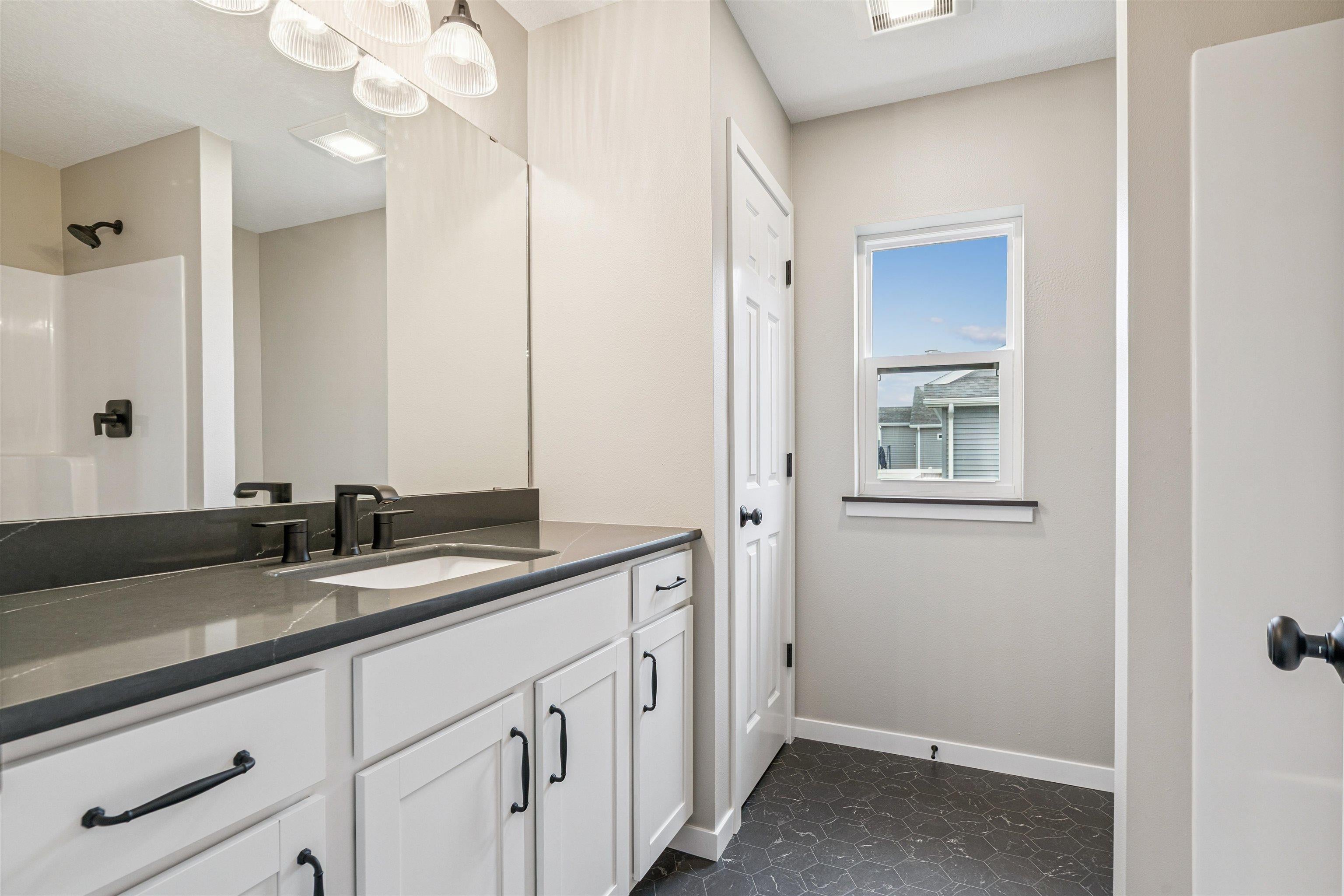 2807 Amber Valley Road Cedar Falls, IA 50613 - Photo 24 of 36 Gallery Image 24