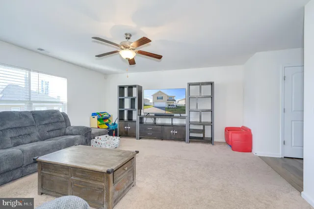 $359,900 | 43 Sargent Lane, Martinsburg, WV 25401