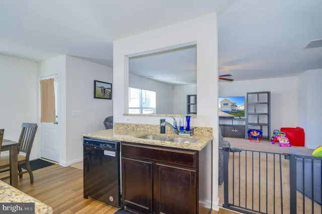 $359,900 | 43 Sargent Lane, Martinsburg, WV 25401