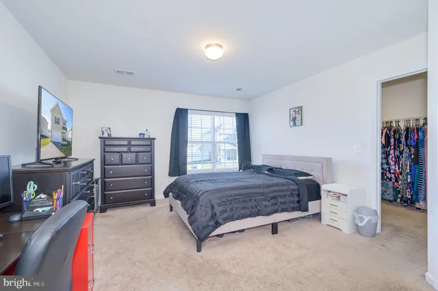 $359,900 | 43 Sargent Lane, Martinsburg, WV 25401