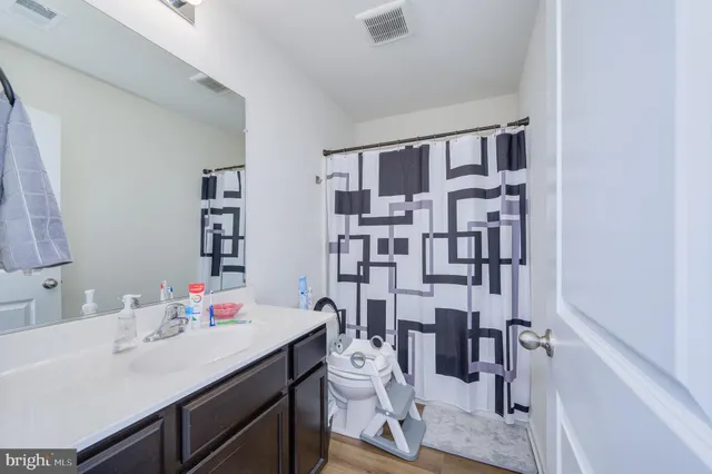 $359,900 | 43 Sargent Lane, Martinsburg, WV 25401