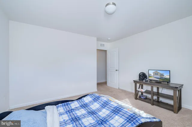 $359,900 | 43 Sargent Lane, Martinsburg, WV 25401