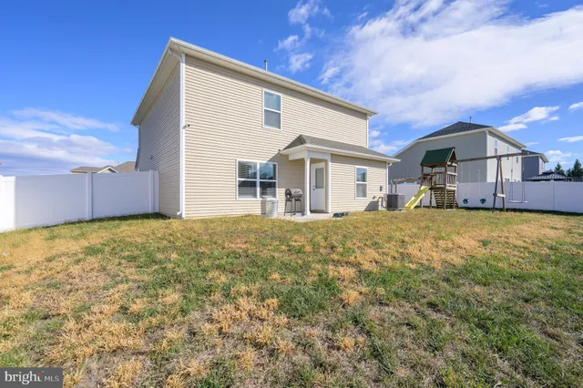 $359,900 | 43 Sargent Lane, Martinsburg, WV 25401